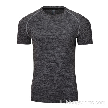 T-shirt per uomini sportivi per maniche corte per adulti all&#39;ingrosso
